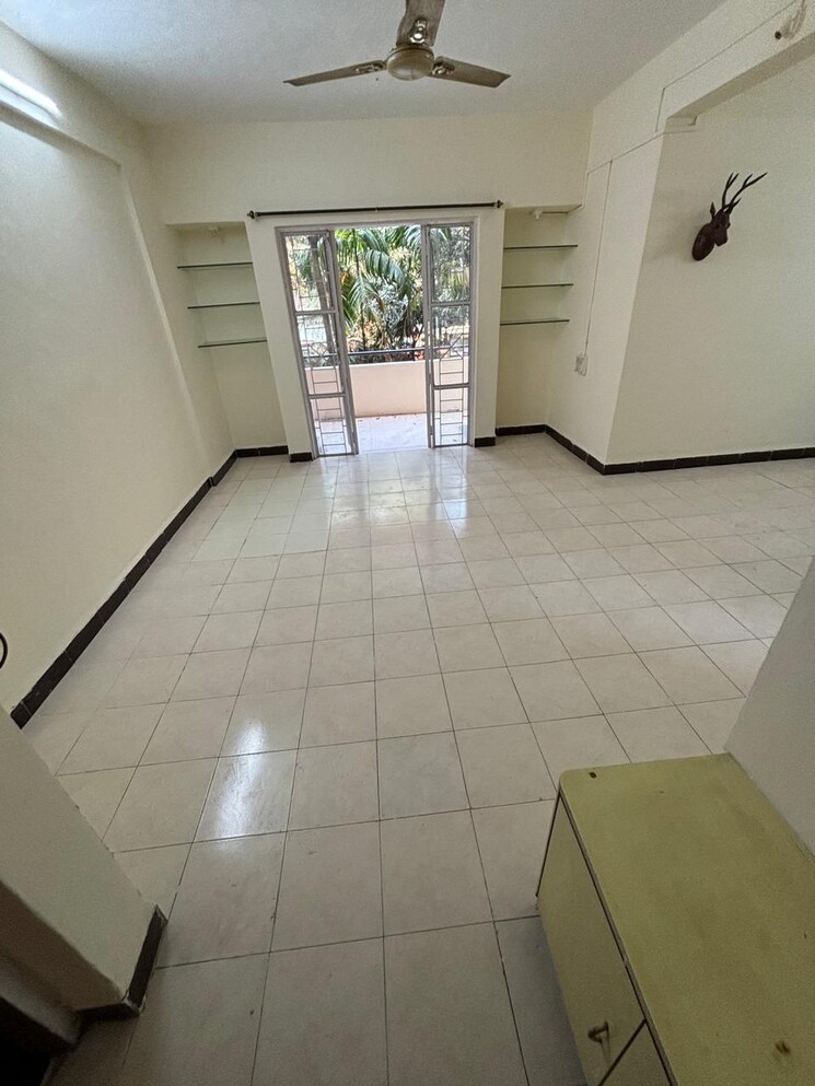 Living Room, saarrthi-shilp 3 Bedroom 1380 Sq.Ft. Apartment In Kothrud Pune 8789376