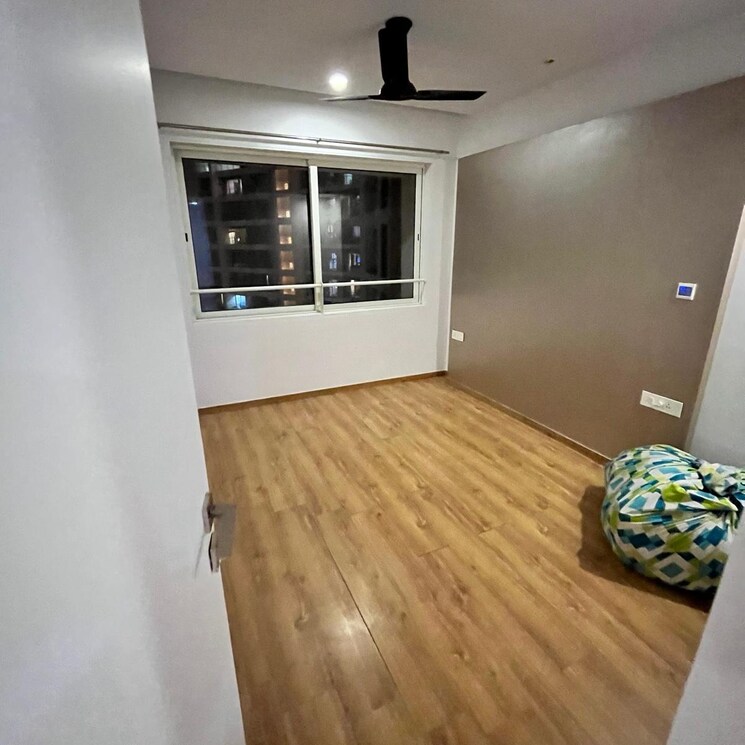 undefined, lodha-fiorenza 2 Bedroom 800 Sq.Ft. Apartment In Goregaon East Mumbai 8789395