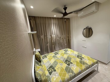 Bedroom in 1 BHK Apartment at Powai – for Rent