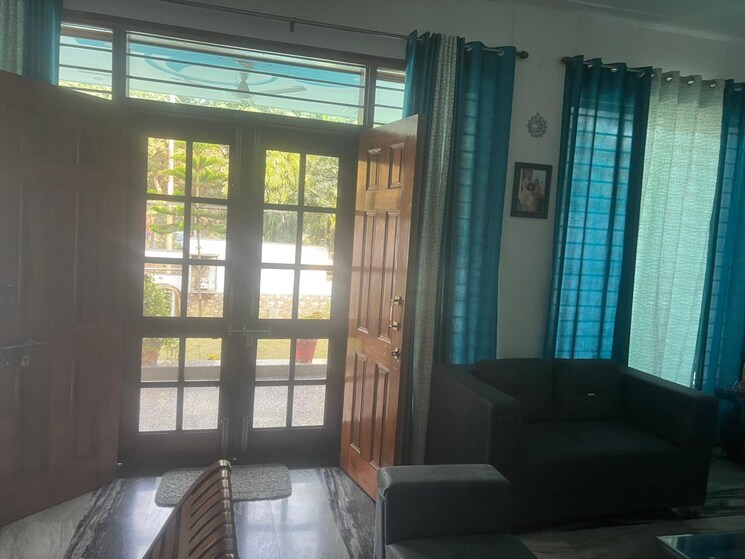 Living Room, gaur-atulyam 4 Bedroom 3229 Sq.Ft. Independent House In Omicron I Greater Noida Greater Noida 8789381