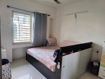 Bedroom in 2 BHK Apartment at Kumar Pinakin, Baner – for Rent