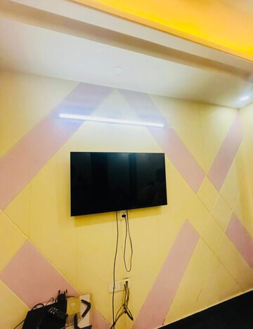 Furnished Amenities in 3 BHK Builder Floor at Sushant Lok I – for Rent