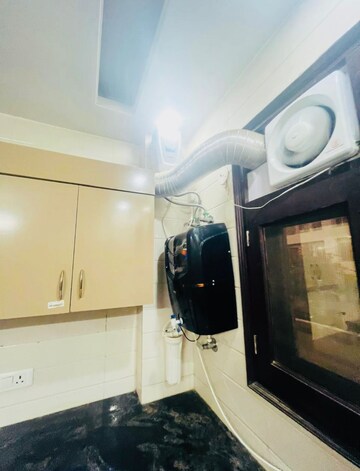 Bathroom in 3 BHK Builder Floor at Sushant Lok I – for Rent