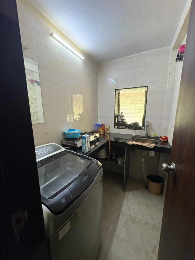 Master Bedroom, kamal-kunj-vile-parle 2 Bedroom 700 Sq.Ft. Apartment In Vile Parle West Mumbai 8789462