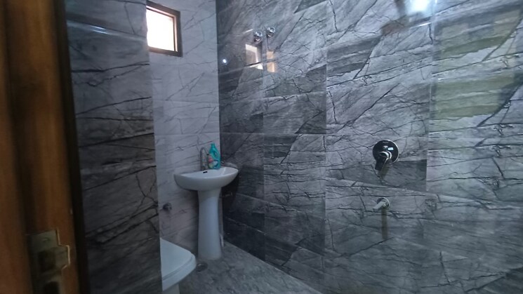 Bathroom, burari 3 Bedroom 1170 Sq.Ft. Builder Floor In Burari Delhi 8789459