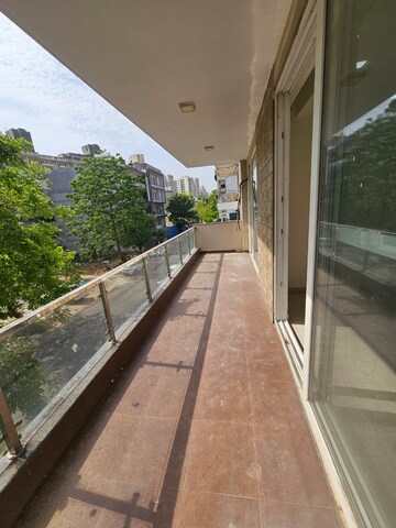 Balcony in 3 BHK Builder Floor at Sushant Lok 3, Sector 57 – for Rent