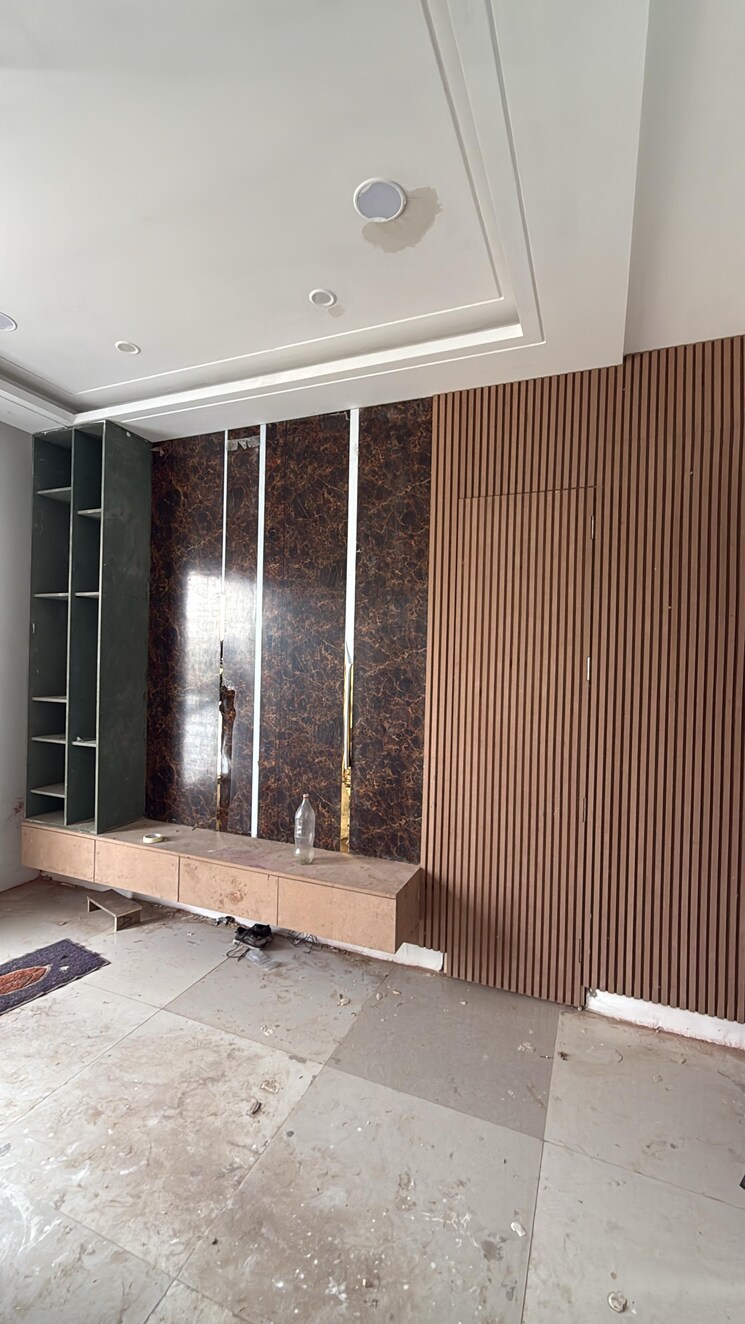 Room, aerocity 5 Bedroom 3500 Sq.Ft. Independent House In Aerocity Mohali 8789486