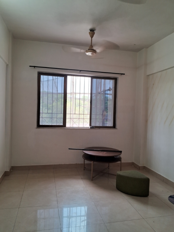 2 BHK 750 Sq.Ft. Apartment in Dosti Estates