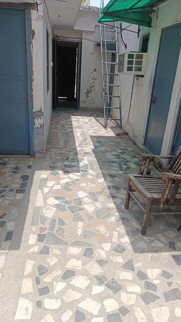 Balcony in 1 RK Builder Floor at Patel Nagar – for Rent