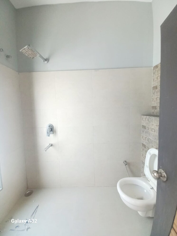 Bathroom, gms road 3 Bedroom 1400 Sq.Ft. Builder Floor In Gms Road Dehradun 8789507