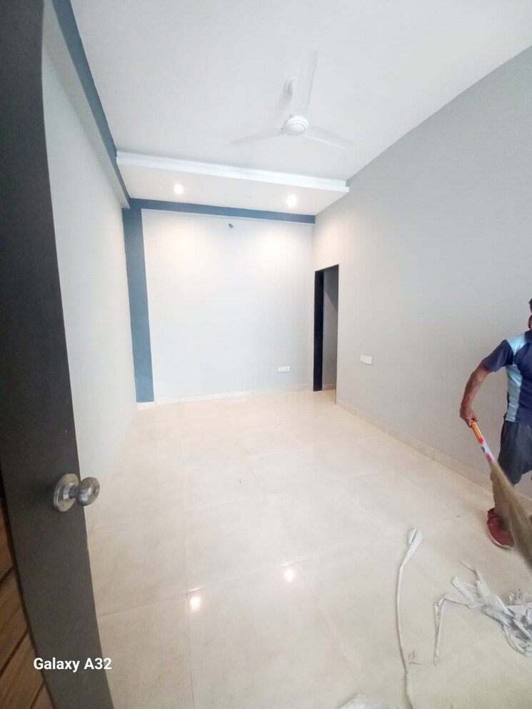 Room, gms road 3 Bedroom 1400 Sq.Ft. Builder Floor In Gms Road Dehradun 8789507