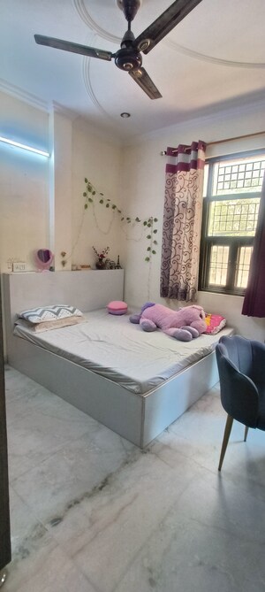 1 BHK Builder Floor For Sale in Rohini Sector 25