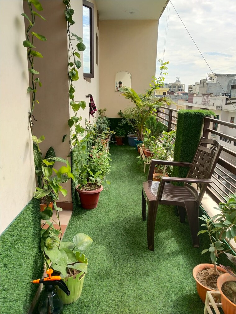 Balcony, patiala road 3 Bedroom 1600 Sq.Ft. Builder Floor In Patiala Road Zirakpur 8789535