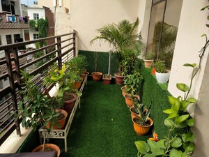 3 BHK Builder Floor – Garden View at Patiala Road - for Sale