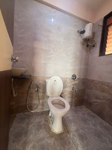 Master Bedroom in 2 BHK Apartment at Nerul – for Rent