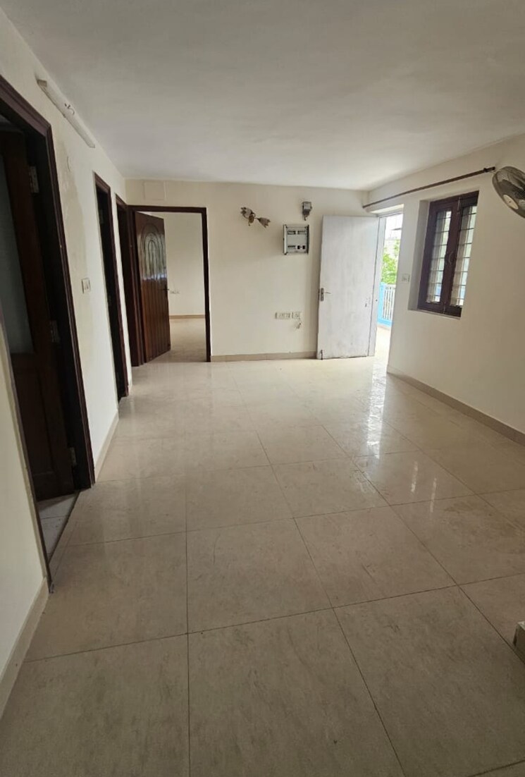 Room, sarita vihar 2.5 Bedroom 1800 Sq.Ft. Apartment In Sarita Vihar Delhi 8789606