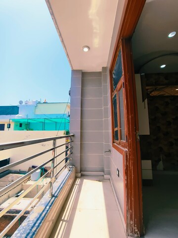 2 BHK Builder Floor For Rent in Dwarka Mor