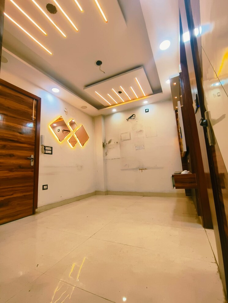 Living Room, dwarka mor 2 Bedroom 495 Sq.Ft. Builder Floor In Dwarka Mor Delhi 8789598