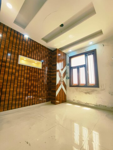 Bedroom in 2 BHK Builder Floor at Dwarka Mor – for Rent