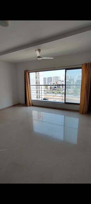 3 BHK Apartment For Rent in Vip Road Vesu