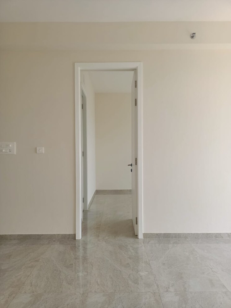 Room, tata-serein 2 Bedroom 710 Sq.Ft. Apartment In Pokhran Road No Two Thane 8789664