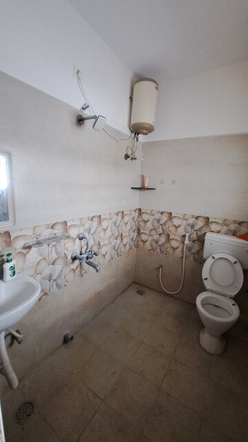 Bathroom in 1 BHK Builder Floor at New Thippasandra – for Rent