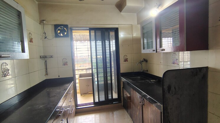 Kitchen, concrete-sai-swar 3 Bedroom 1500 Sq.Ft. Apartment In Kharghar Navi Mumbai 8789746