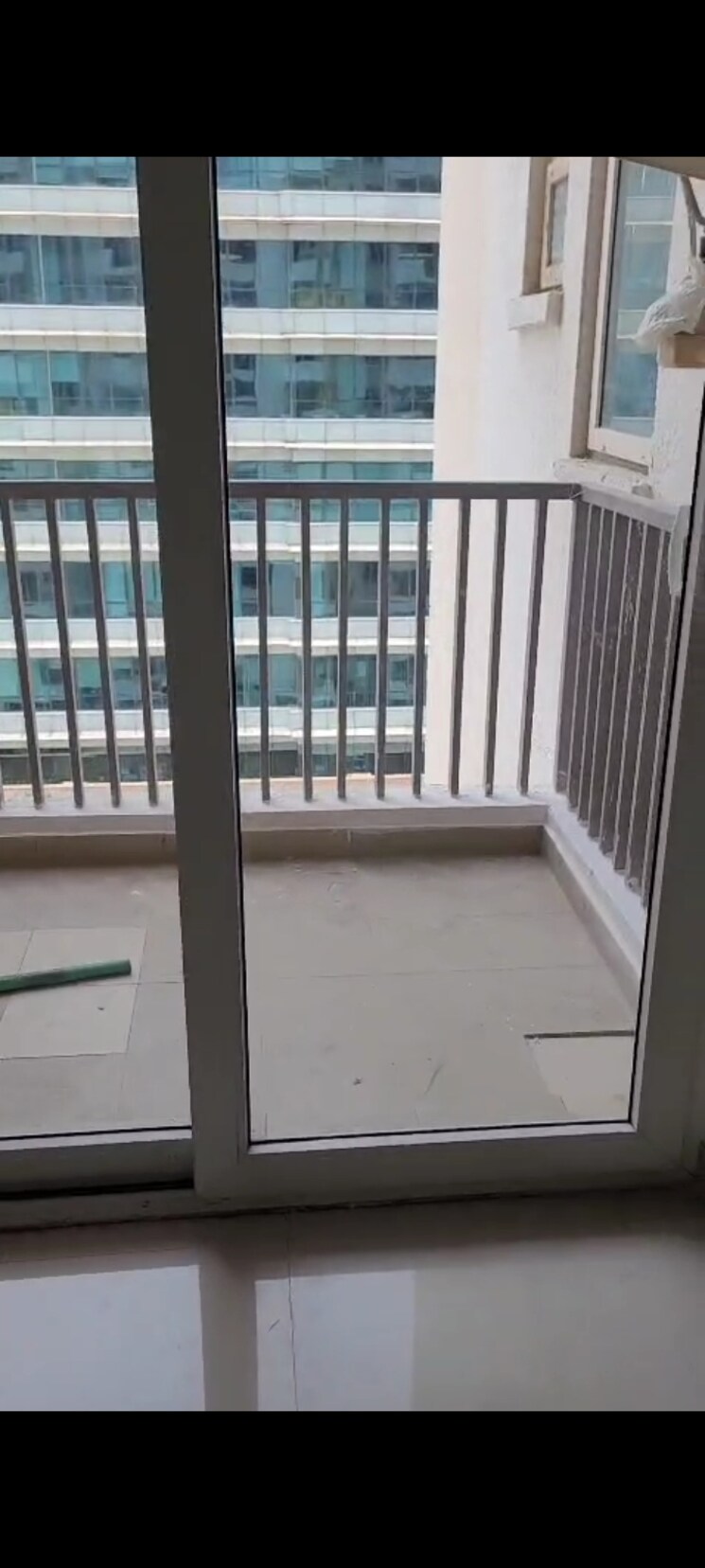 Balcony, emaar-the-palm-drive-palm-studios 2 Bedroom 1200 Sq.Ft. Apartment In Sector 66 Gurgaon 8789786