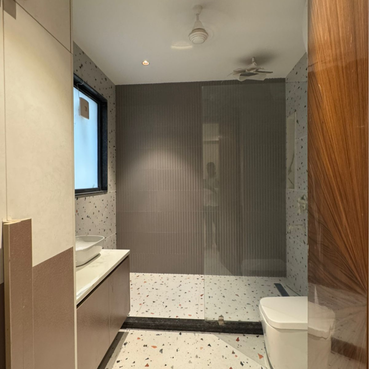 Bathroom, sushant lok i 4 Bedroom 502 Sq.Yd. Builder Floor In Sushant Lok I Gurgaon 8789796