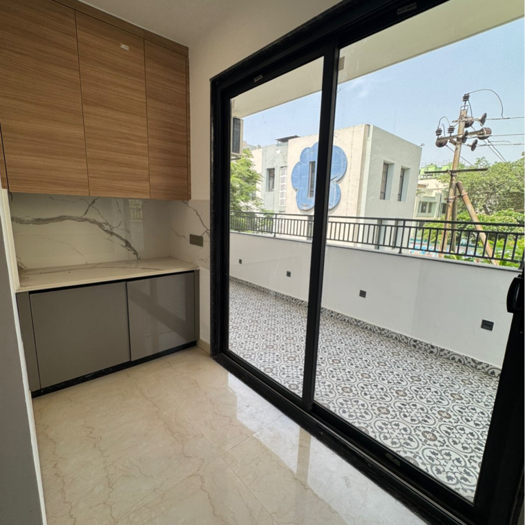 Balcony, sushant lok i 4 Bedroom 502 Sq.Yd. Builder Floor In Sushant Lok I Gurgaon 8789796