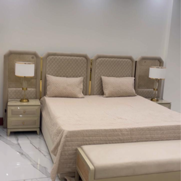 Bathroom in 4 BHK Builder Floor at Vipul World Floors, Sector 48 – for Sale