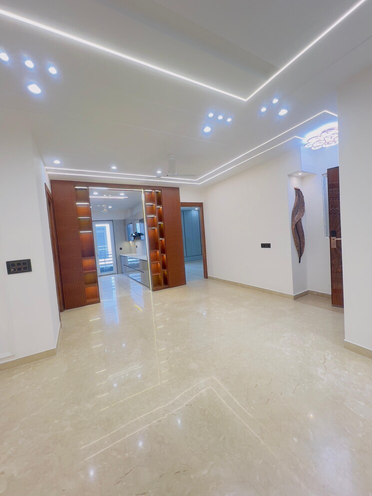 Room, ss-southend-floors 4 Bedroom 360 Sq.Ft. Builder Floor In South City 2 Gurgaon 8789823