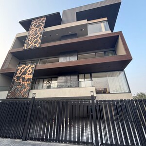 4 BHK Builder Floor For Sale in Kohli One Malibu Town, Malibu Town