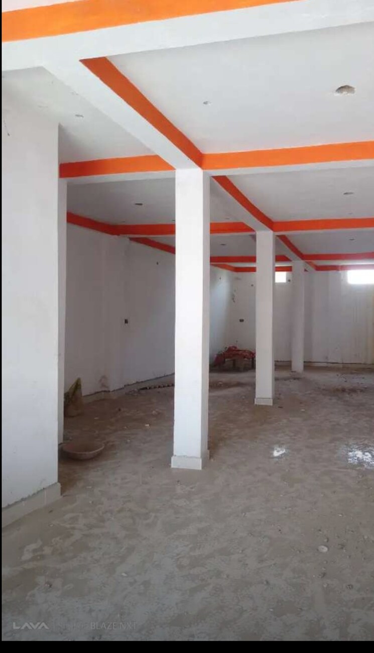 undefined, tikhampur Commercial Showroom 1750 Sq.Ft. In Tikhampur Ballia 8789856