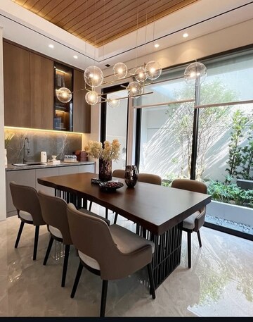 Master Bedroom in 2.5 BHK Builder Floor at Sector 38 – for Sale