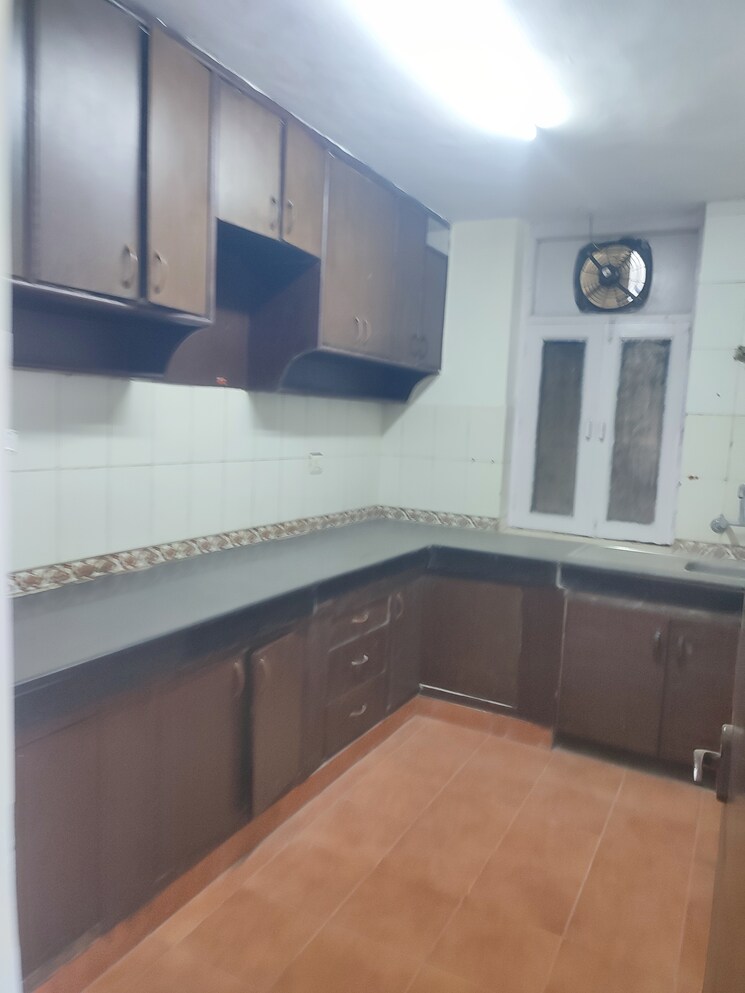 Kitchen, ardee-city-the-residency 3.5 Bedroom 2100 Sq.Ft. Apartment In Sector 52 Gurgaon 8789879