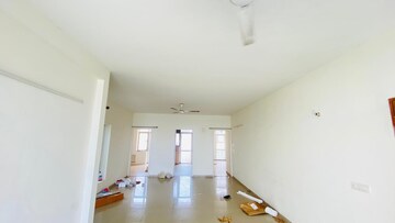 Room in 3 BHK Builder Floor at DLF Hyde Park, South Mullanpur – for Rent