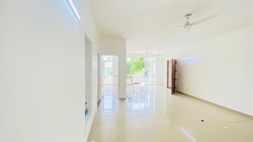 Building Lobby in 3 BHK Builder Floor at DLF Hyde Park, South Mullanpur – for Rent
