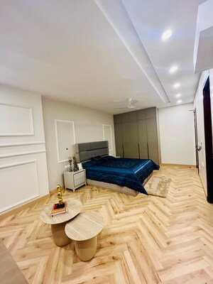 Bedroom in 4 BHK Builder Floor at Vastu Apartments, Sector 55 – for Sale