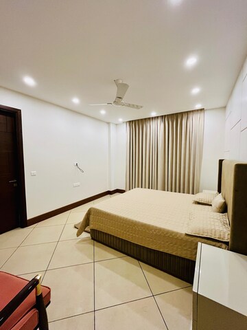 Bedroom in 4 BHK Builder Floor at Vastu Apartments, Sector 55 – for Sale