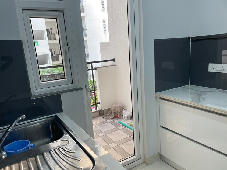 Bathroom, central-park-3-flower-valley 2.5 Bedroom 1093 Sq.Ft. Builder Floor In Sohna Sector 33 Gurgaon 8789952