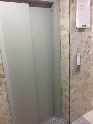 Building Lobby in 1 RK Apartment at Gupta Awas, Sector 43 – for Rent