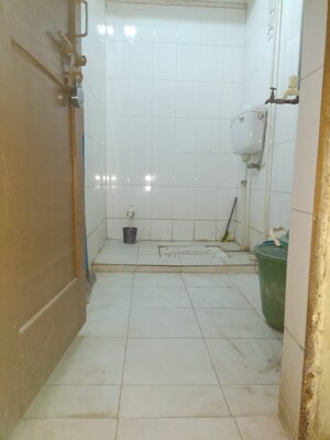 Bathroom in 1 BHK Builder Floor at Sector 51 – for Sale