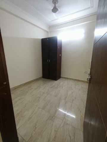 Room in 2 BHK Builder Floor at Saket – for Rent