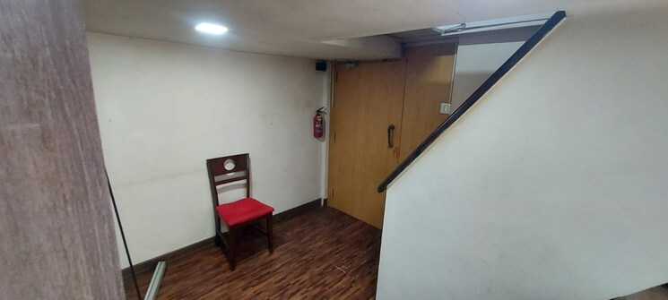 Other, malad west Commercial Office Space 500 Sq.Ft. In Malad West Mumbai 8790002