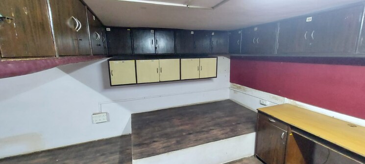 Other, malad west Commercial Office Space 500 Sq.Ft. In Malad West Mumbai 8790002
