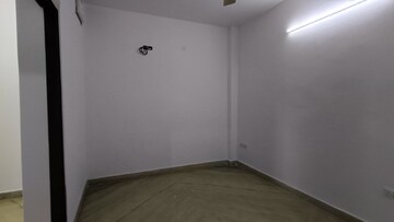 1 BHK Builder Floor For Rent in Rohini Sector 25