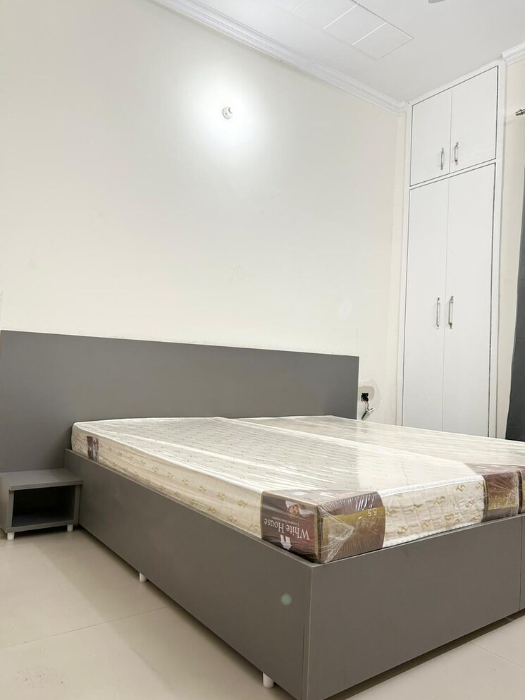 Bedroom, south-city-arcade 2 Bedroom 1500 Sq.Ft. Apartment In Sector 41 Gurgaon 8790014