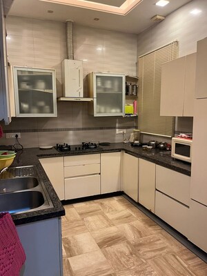 Kitchen in 3 BHK Builder Floor at Dlf Phase I – for Sale