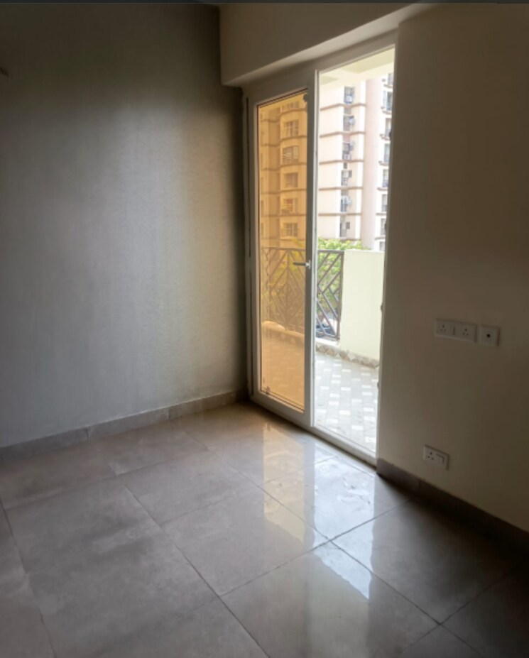 Room, saya-gold-avenue 3 Bedroom 1760 Sq.Ft. Apartment In Vaibhav Khand Ghaziabad 8790048